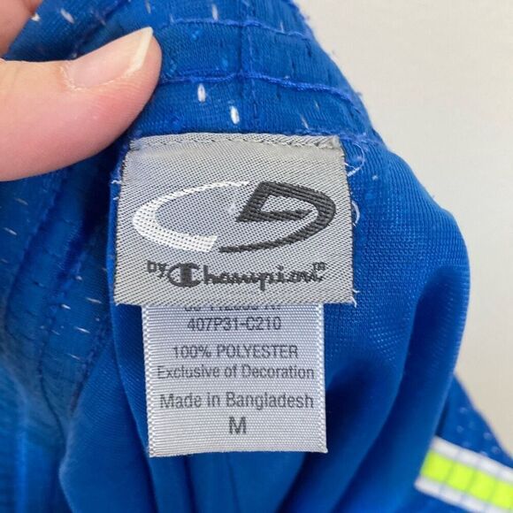 Champion Women's Shorts Size Medium (P9)‎ - Picture 6 of 7